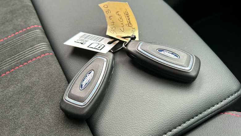 Ford Kuga 2.5 FHEV ST-Line 5dr CVT Hybrid Estate